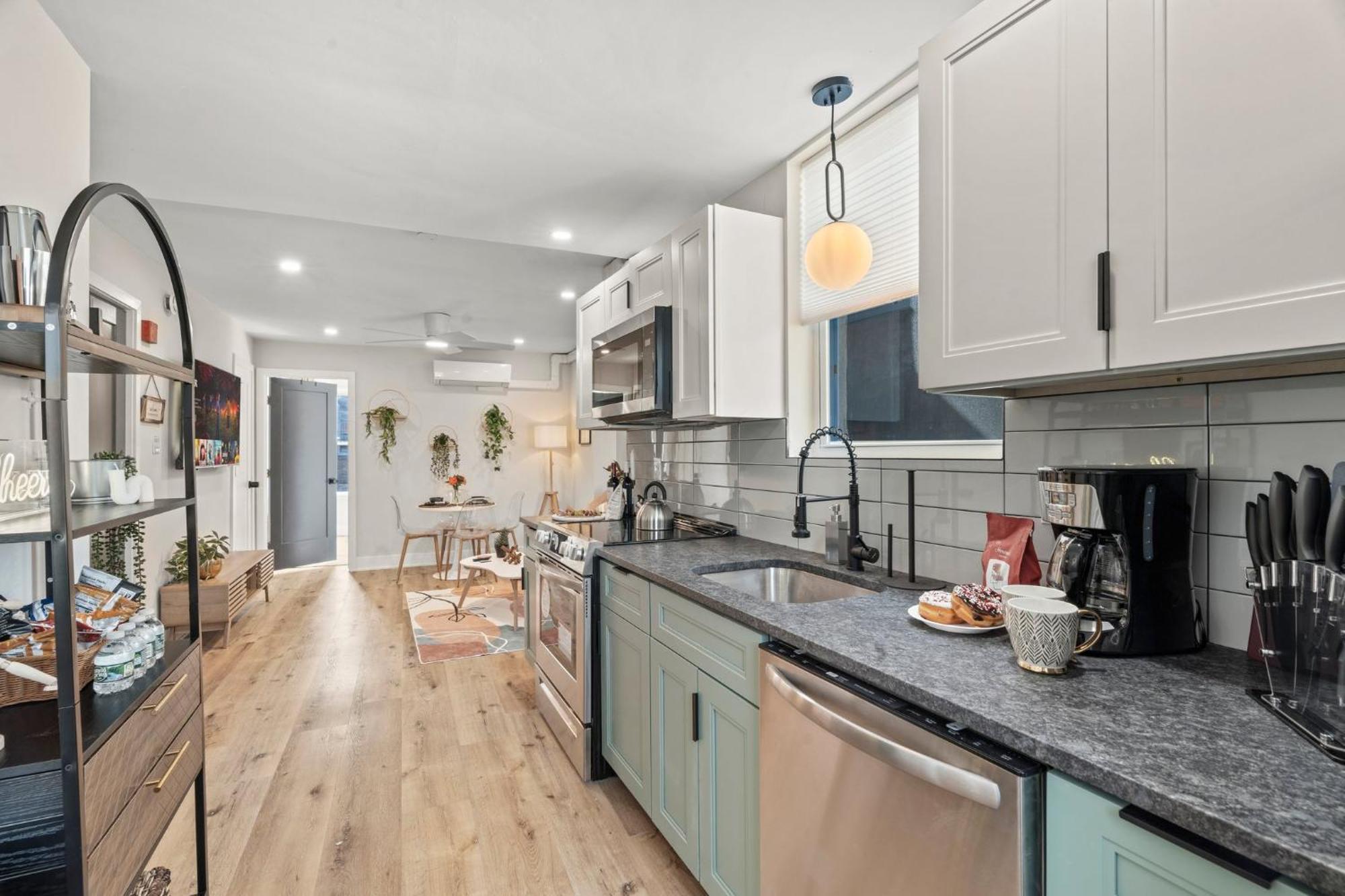 E Passyunk Ave 1 Bedroom Gem - Prime Location! Filadélfia